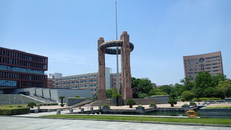 三极管批发，深圳哪家强？揭秘三极管选购的五大关键点**