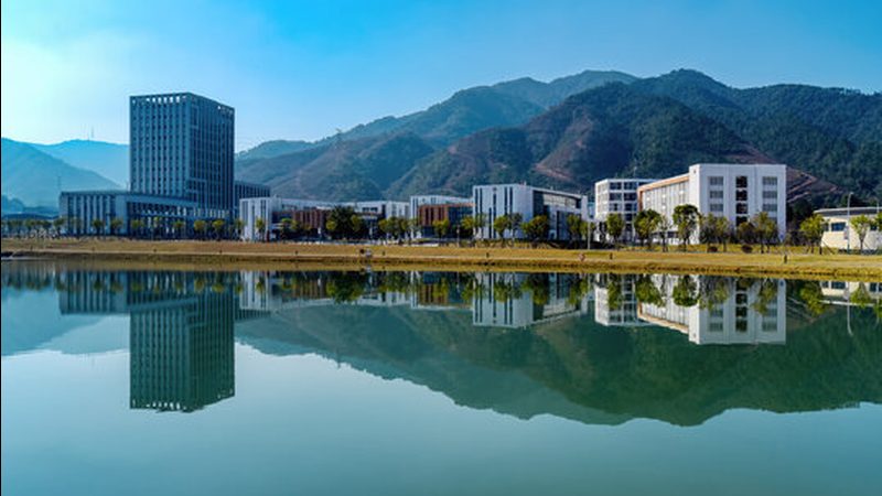 揭秘上海电子元件生产厂家：如何选择可靠合作伙伴**